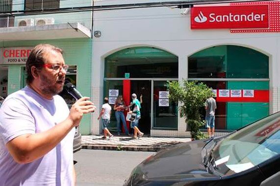 Agência Primeiro de Agosto do Santander é uma das que estão fechadas